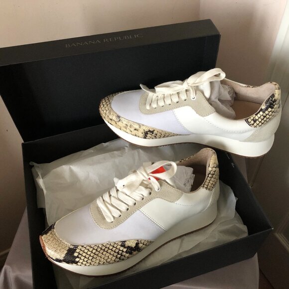 Banana Republic Women's Sporty Sneakers - Picture 2 of 9